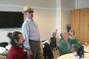 Chancepartout klovne-workshop med ældre mennesker